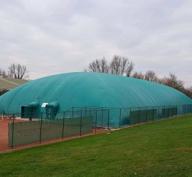 Tent3-010 68.8M X 35.5M Двухслойный кожаный купол на 4 теннисных кортах Sutton Sports Village