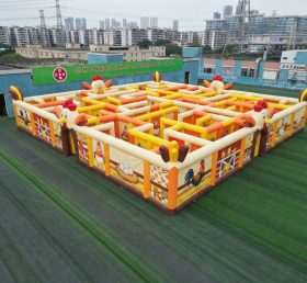MAZE1-29 Надувной лабиринт в куриной тематике